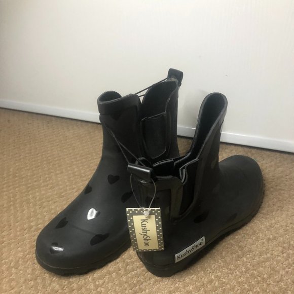 KushyShoo Ankle Rain Boots Women's Size 6 - Picture 1 of 4